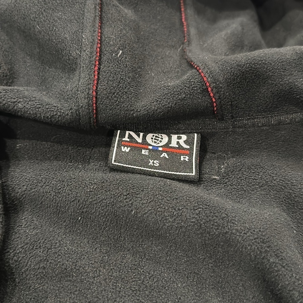 Norwear Women’s Softshell hooded jacket,windbreaker,red, size XS - Picture 5 of 7